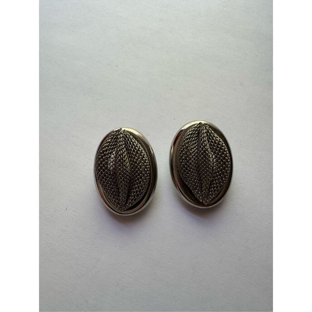 90s Vintage Womens Chunky Mesh Silver Tone Clip On Oval Earrings Edgy Retro Goth - Picture 2 of 4